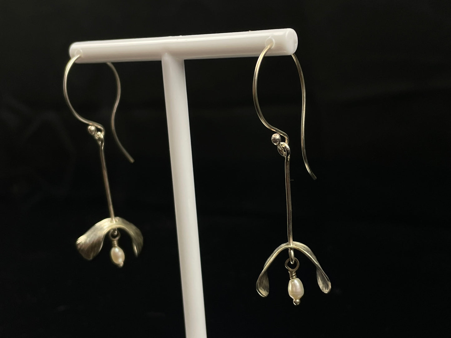 Simply Kiss Me Earrings image 3