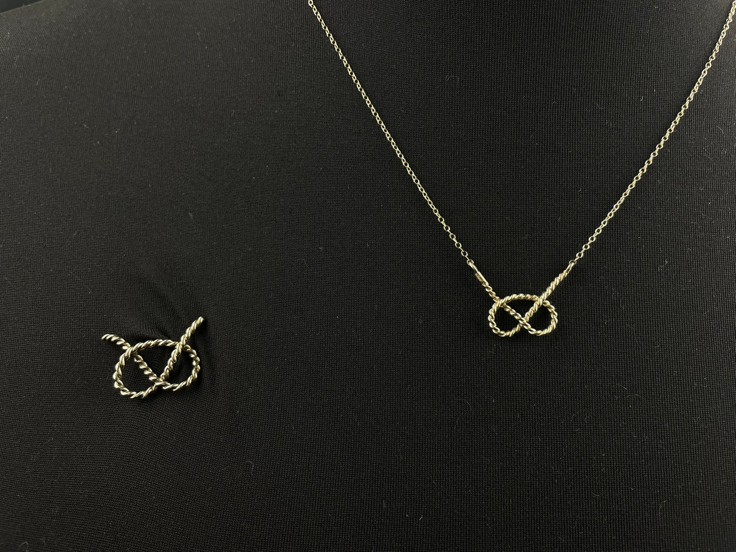 9ct Gold Stafford Knot Necklace