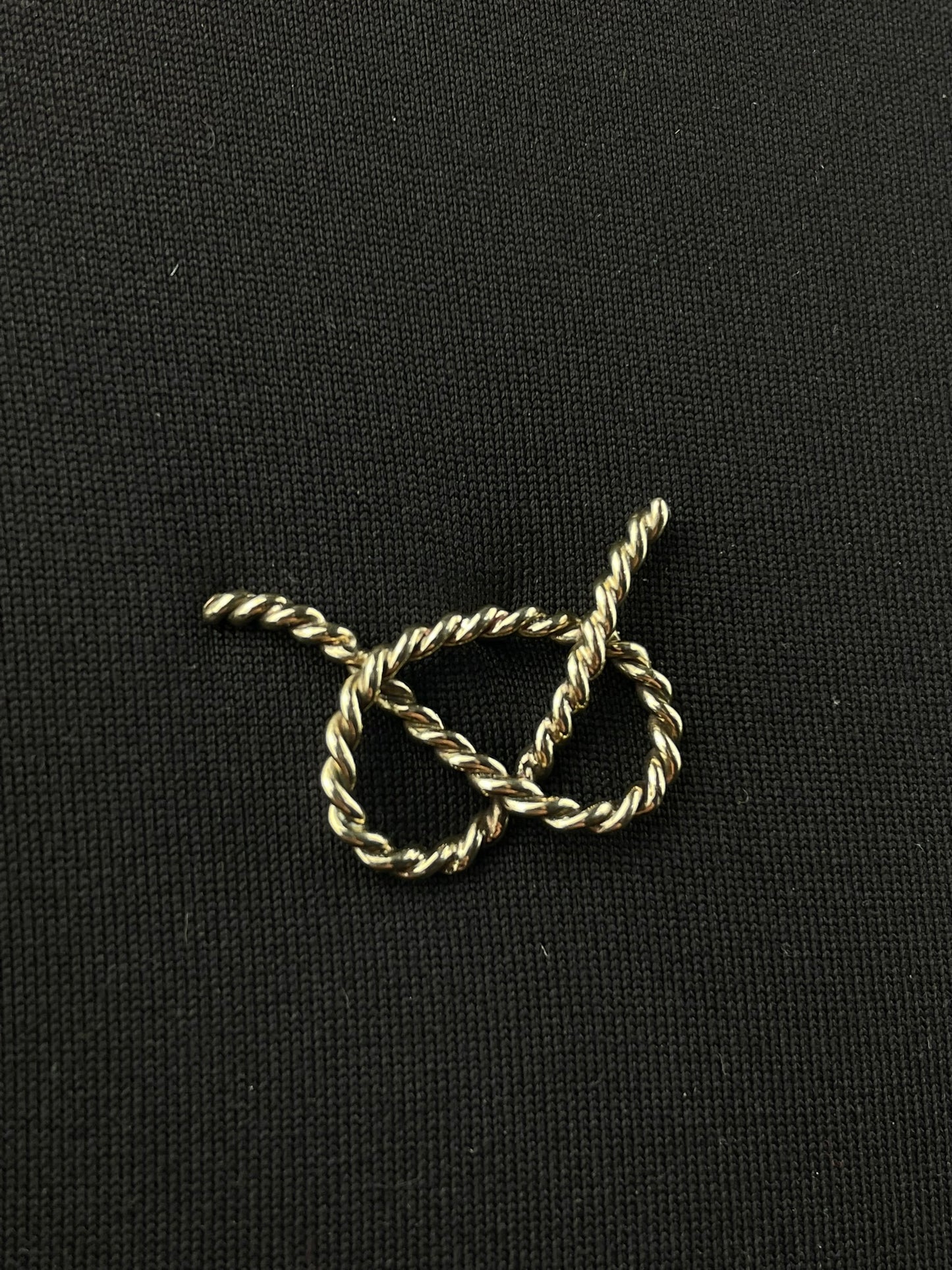 9ct Gold Stafford Knot Pin
