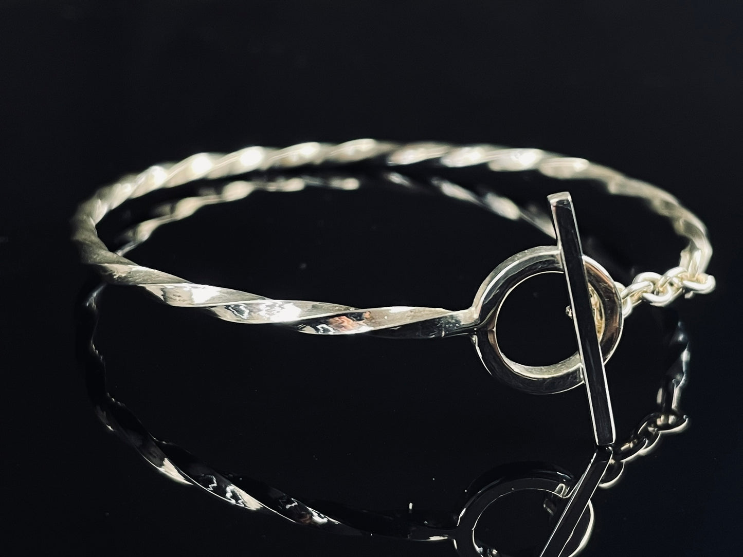 Twist my T Bar Bangle image 3