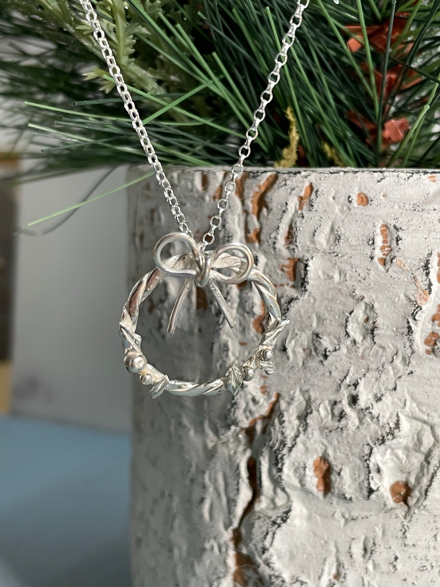 Christmas Wreath Necklace image 2