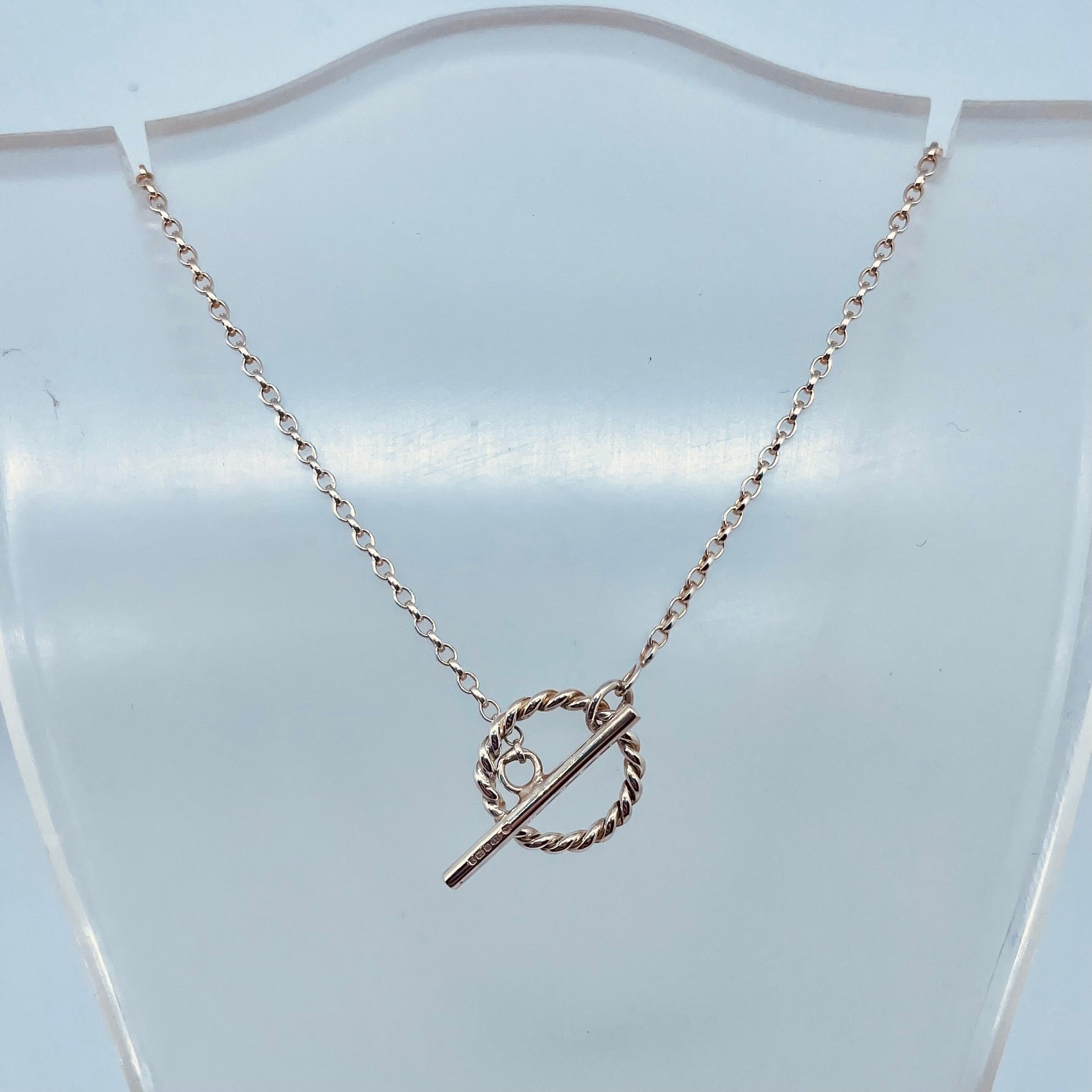 Twist me a T-Bar image 3