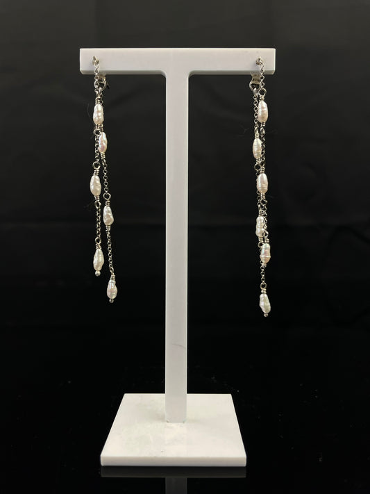 Waterfall Pearl Earrings image 0