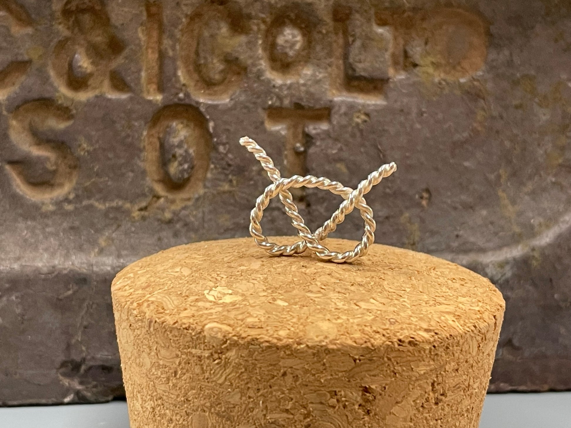 Staffordshire Knot Lapel Pin image 8