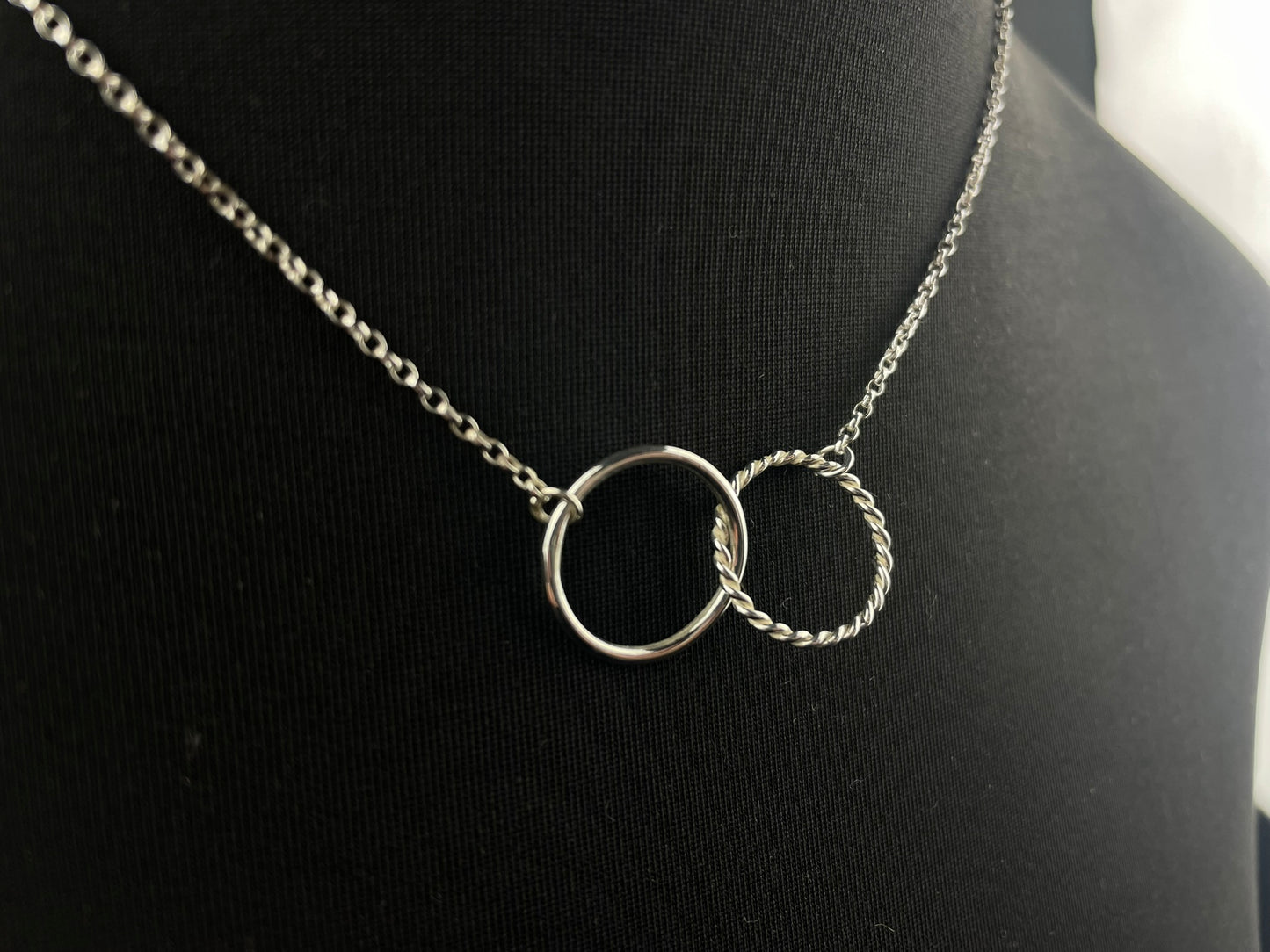 Rope and Circle Necklace image 3