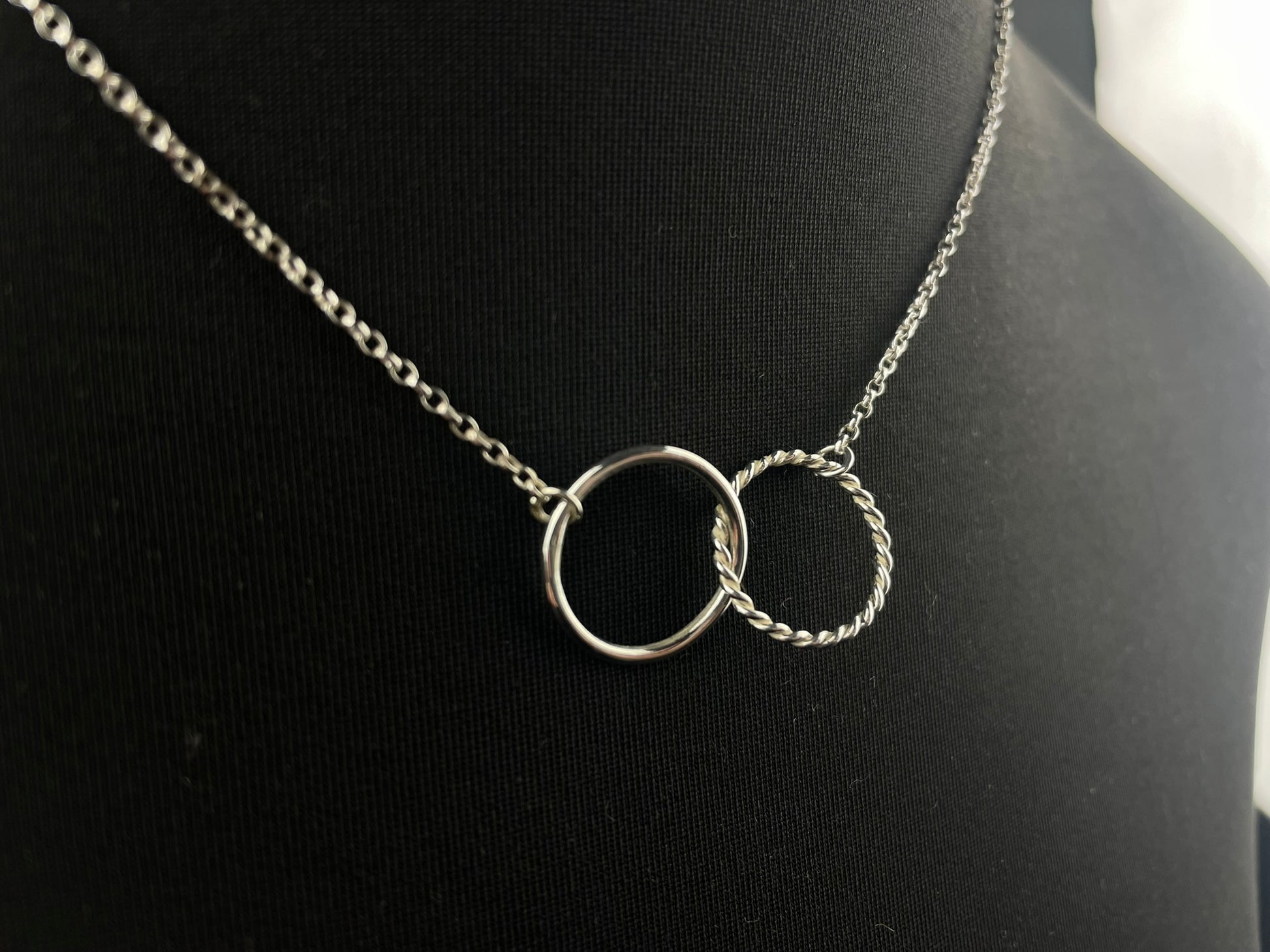 Rope and Circle Necklace image 3