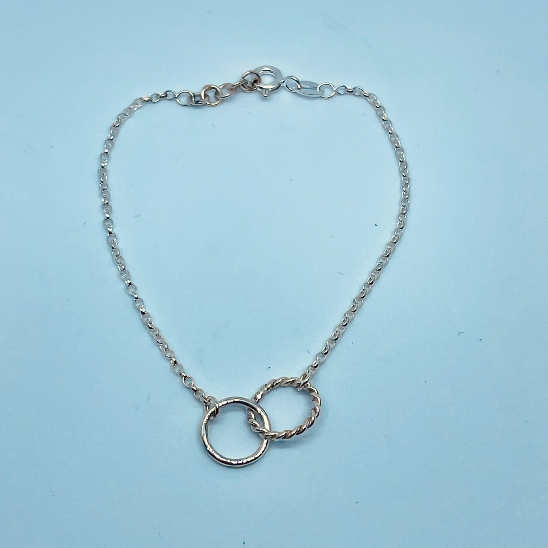 Twist my arm bracelet image 3