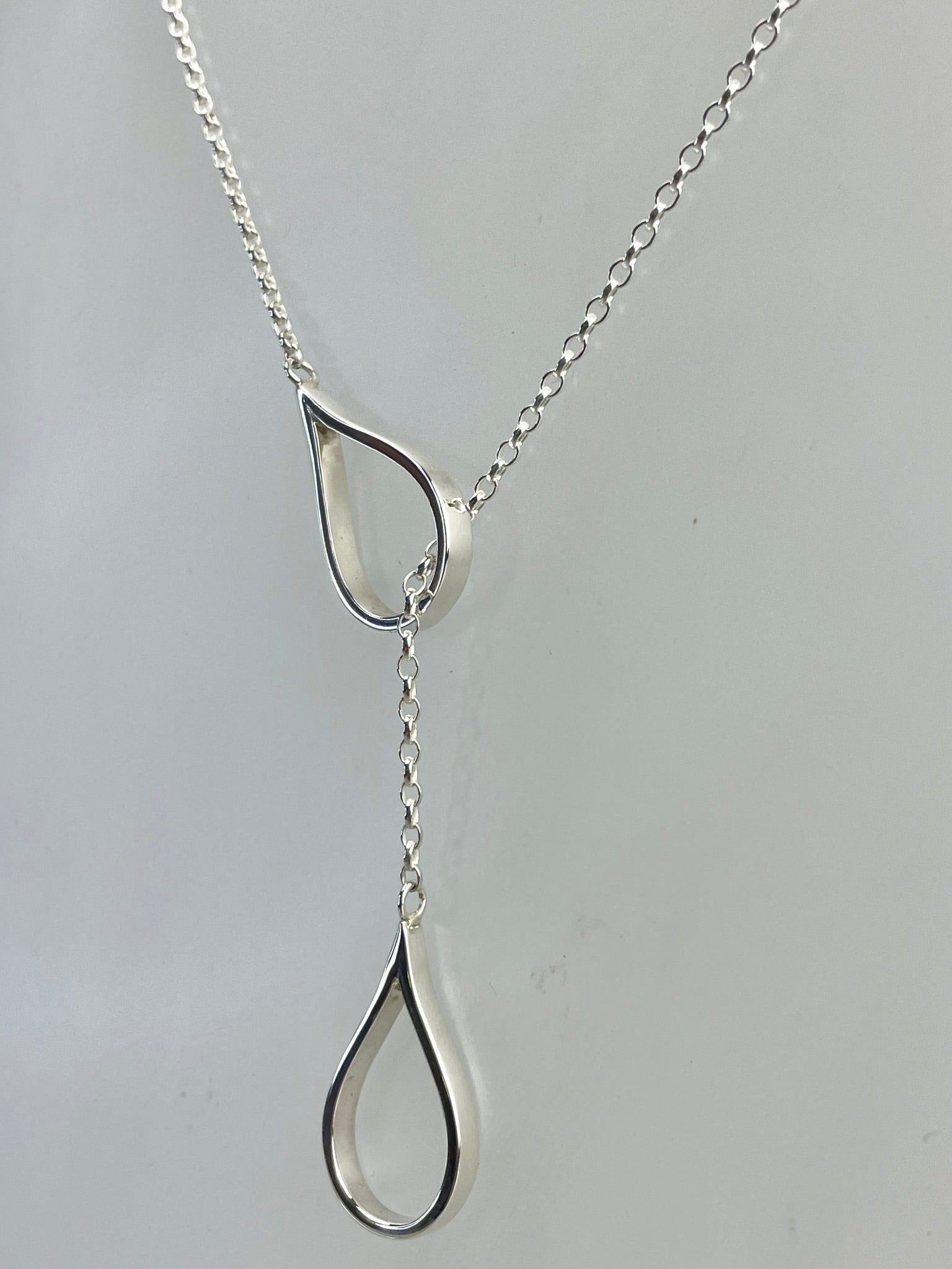 Droplet Lariat necklace image 5