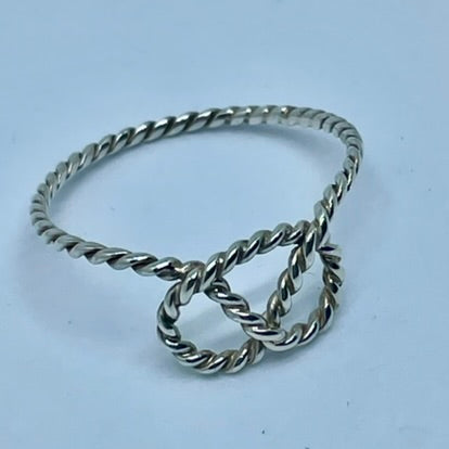 Ladies Stafford Knot Ring image 4