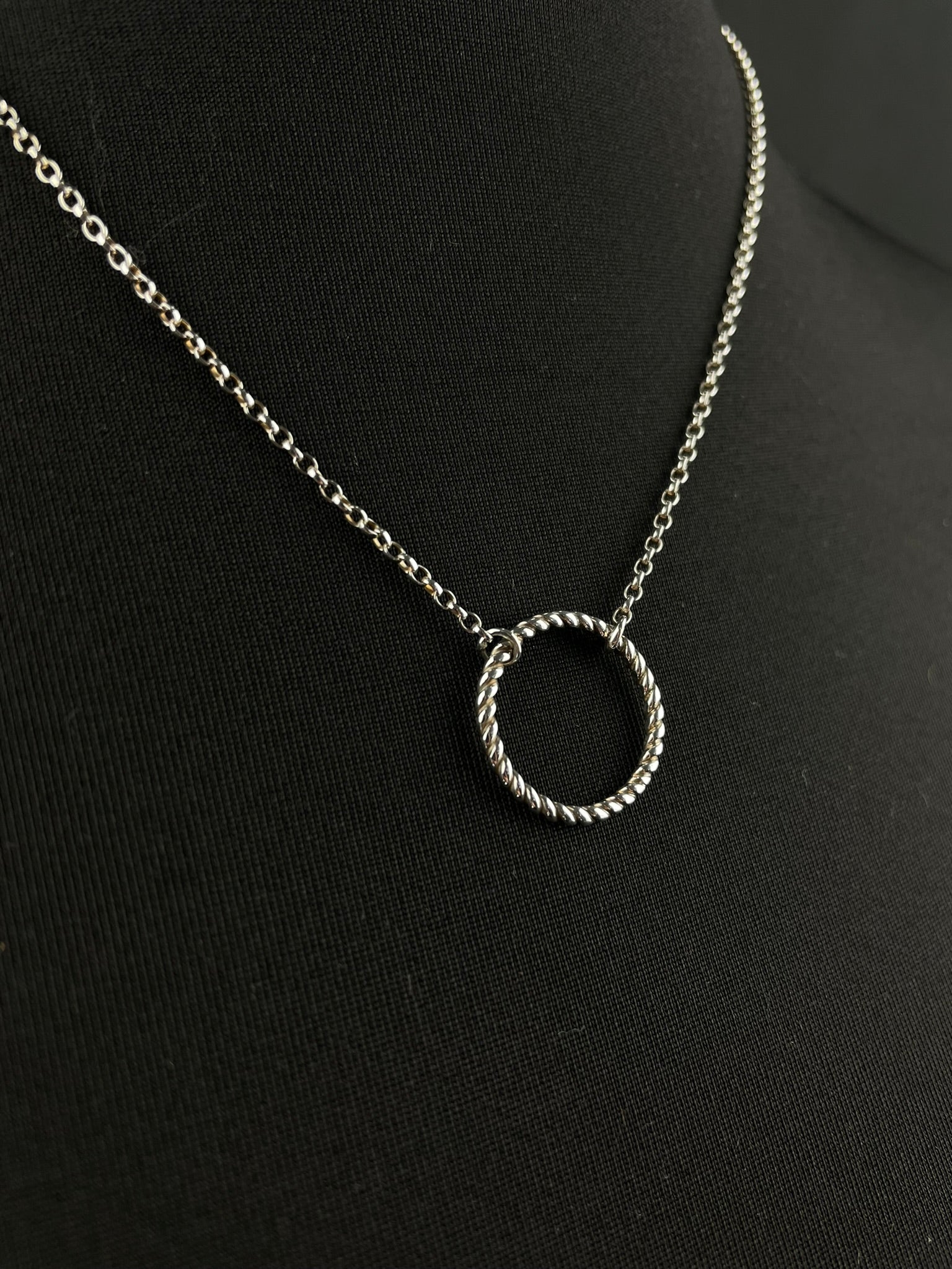 Rope Circle Necklace image 1