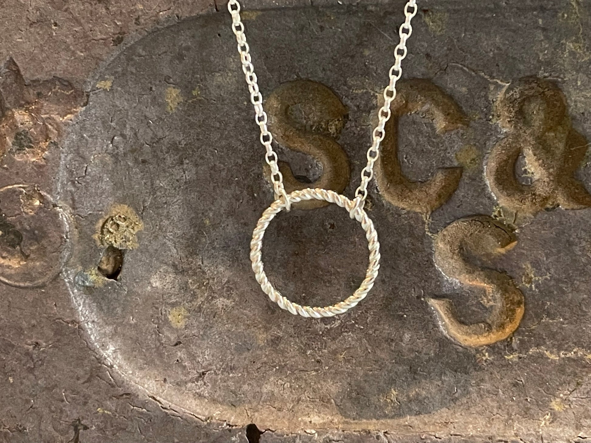 Rope Circle Necklace image 3