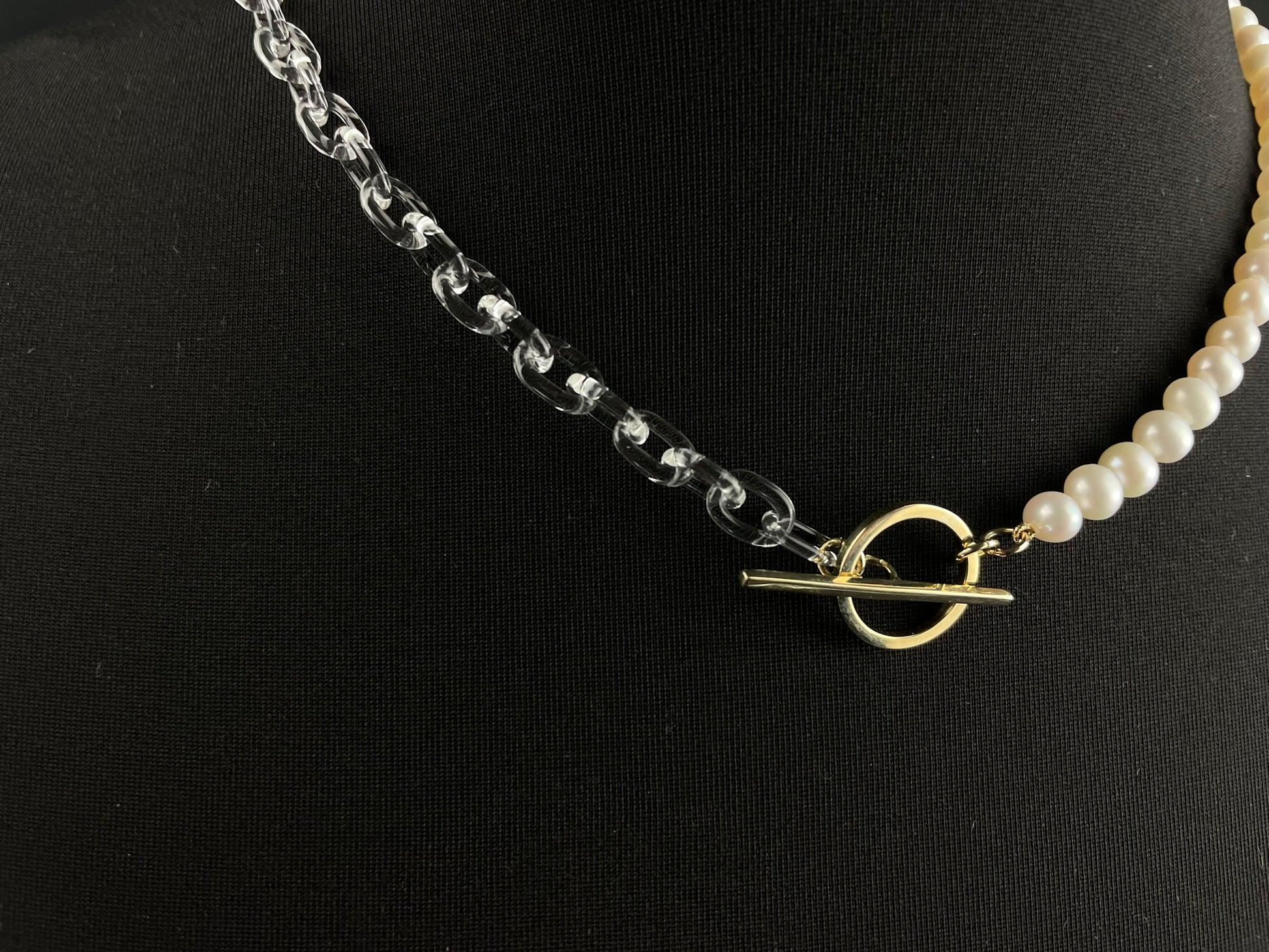 Freshwater Pearl and Glass Chain T.Bar Necklace image 3