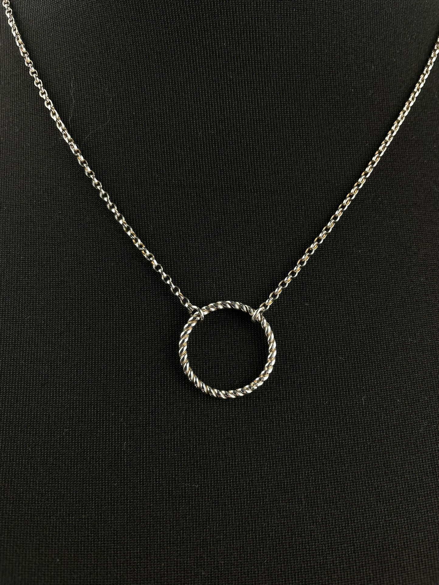 Rope Circle Necklace image 0