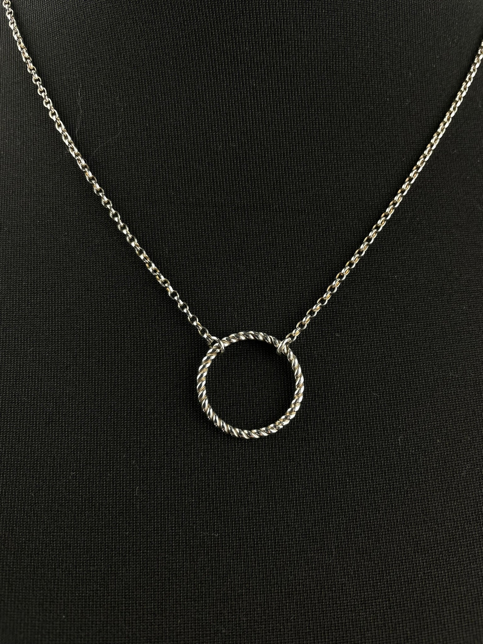 Rope Circle Necklace image 0