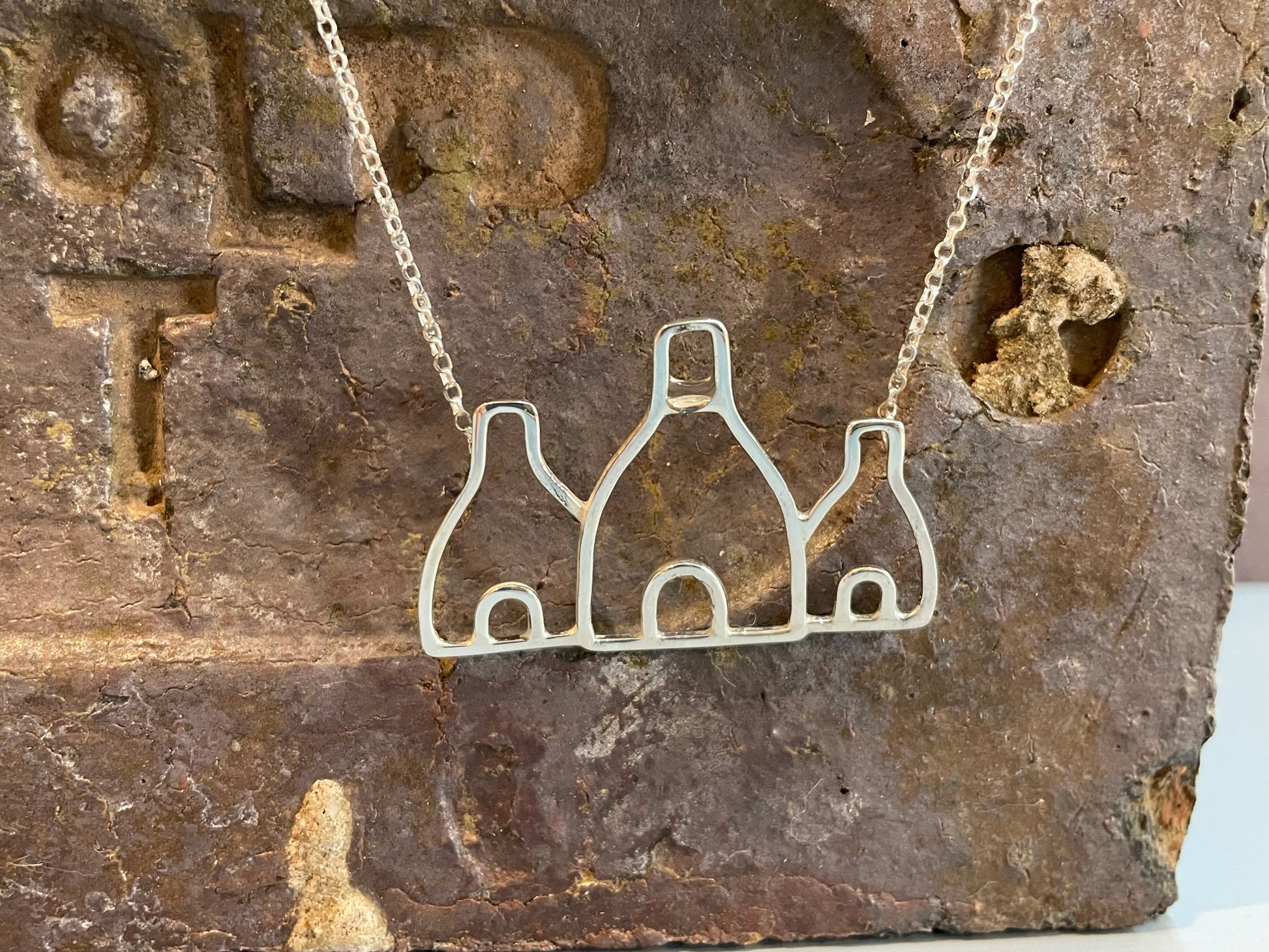The Three Pot Banks Necklace image 1