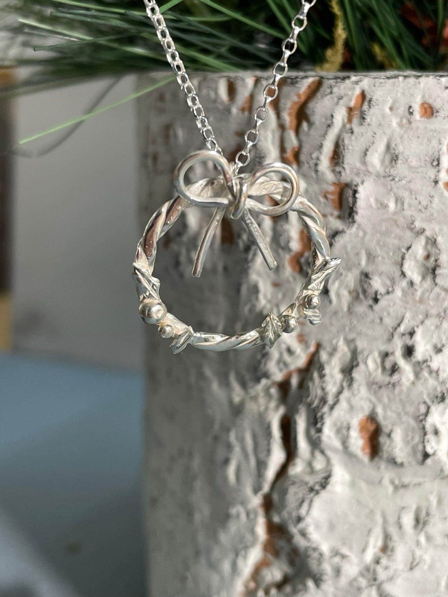 Christmas Wreath Necklace image 0