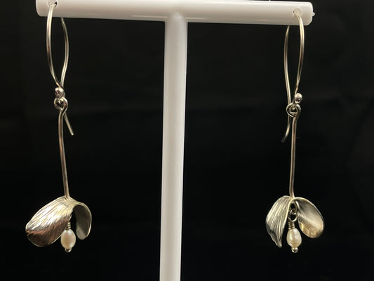 Simply Kiss Me Earrings image 0