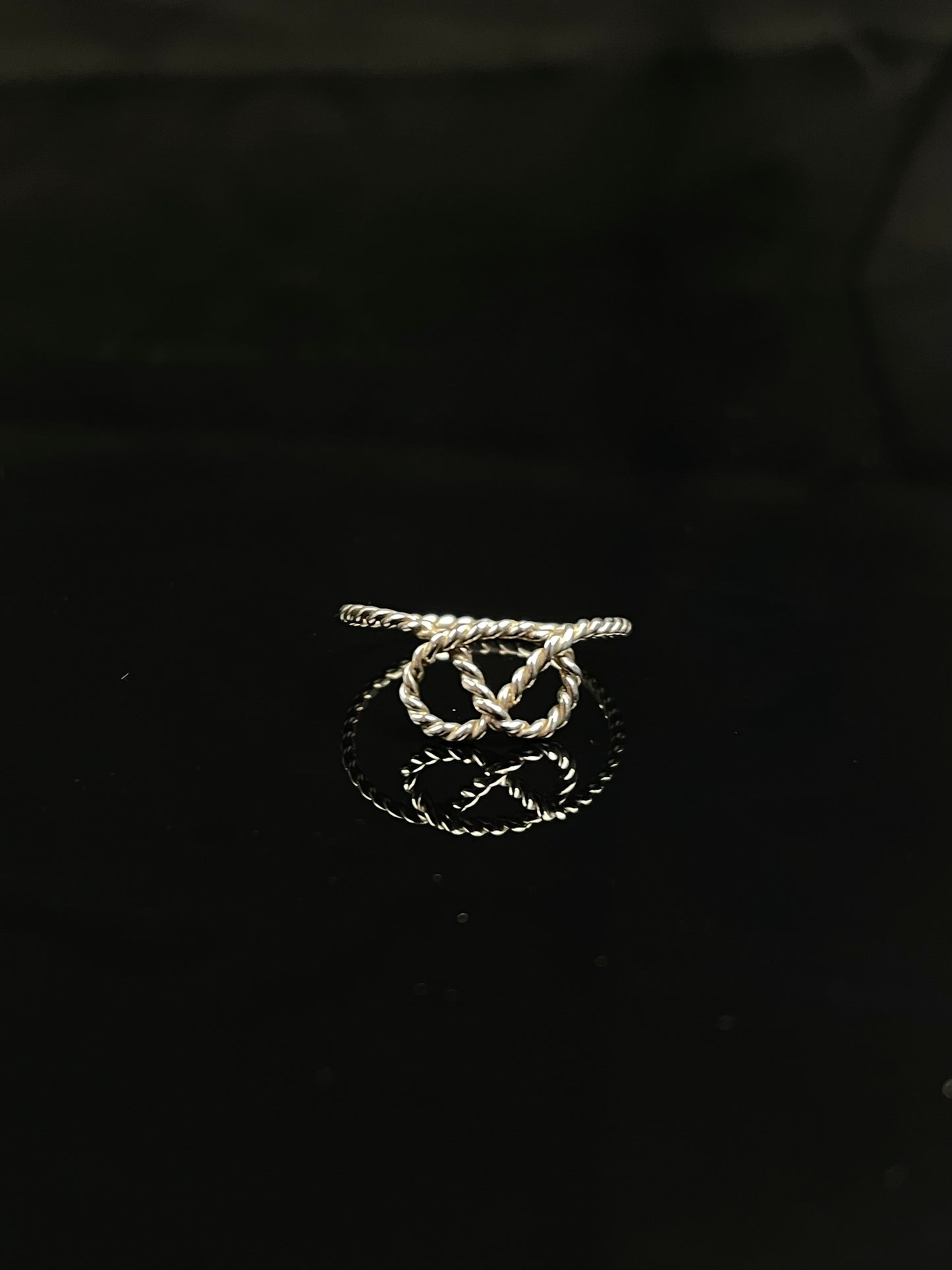 Ladies Stafford Knot Ring image 2